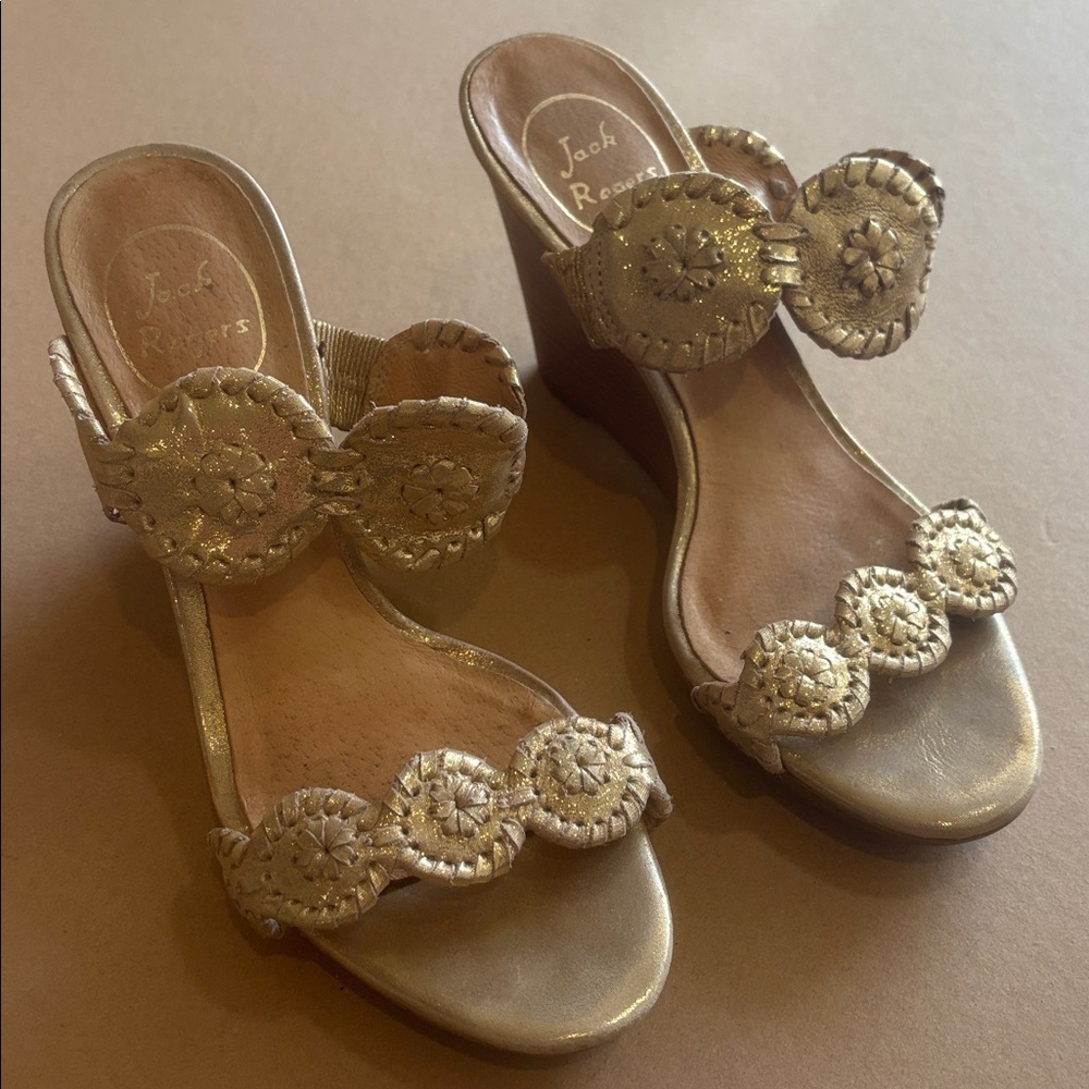 Jack Rogers Beige and gold Scalloped Wedge Sandals